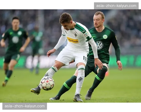 沃尔夫斯堡0-0闷平门兴，两队门将屡献神扑